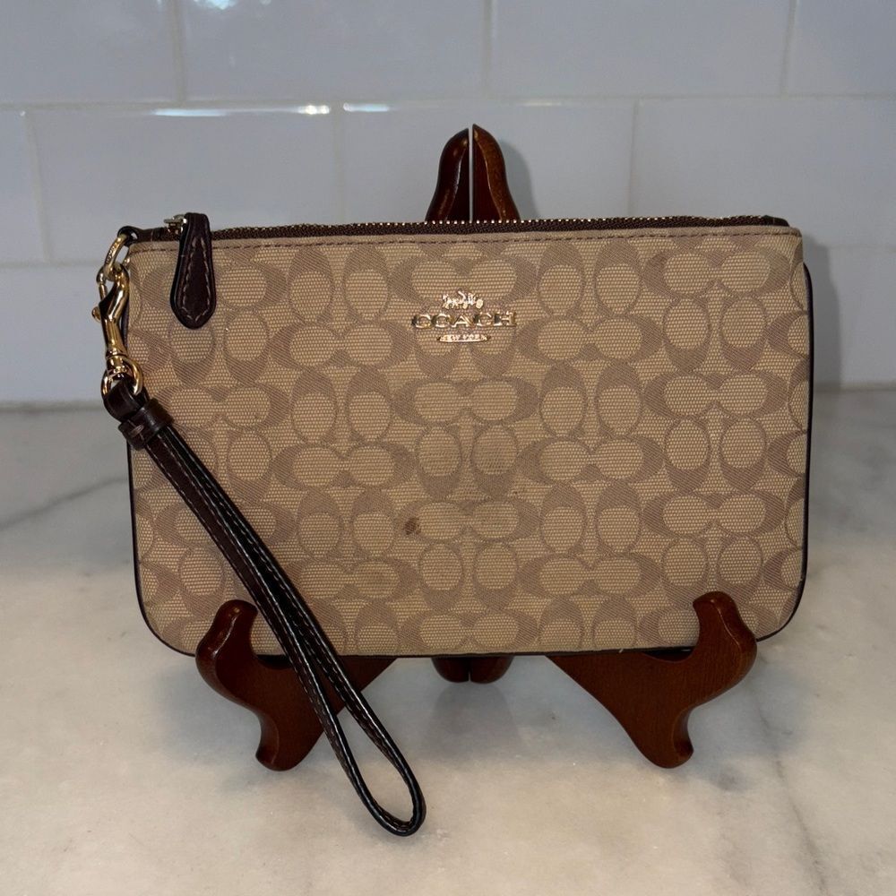 Coach Wristlet Bag Purse Jacquard Signature Logo Canvas Large Wristlet